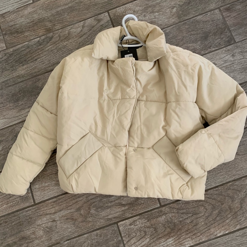 Stone peached oversized cropped puffer